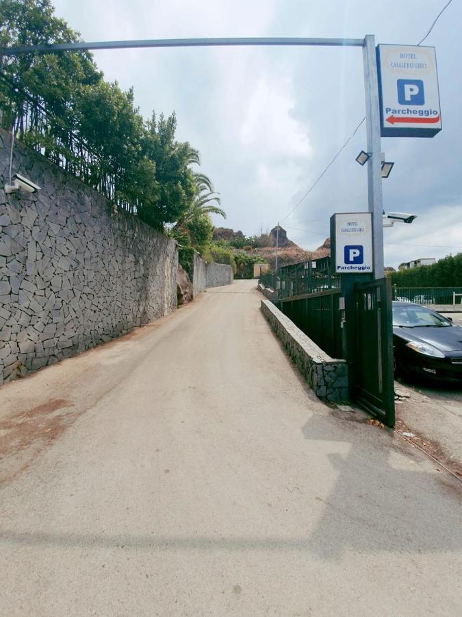 Hotel Casale Dei Greci Biancavilla Exterior photo